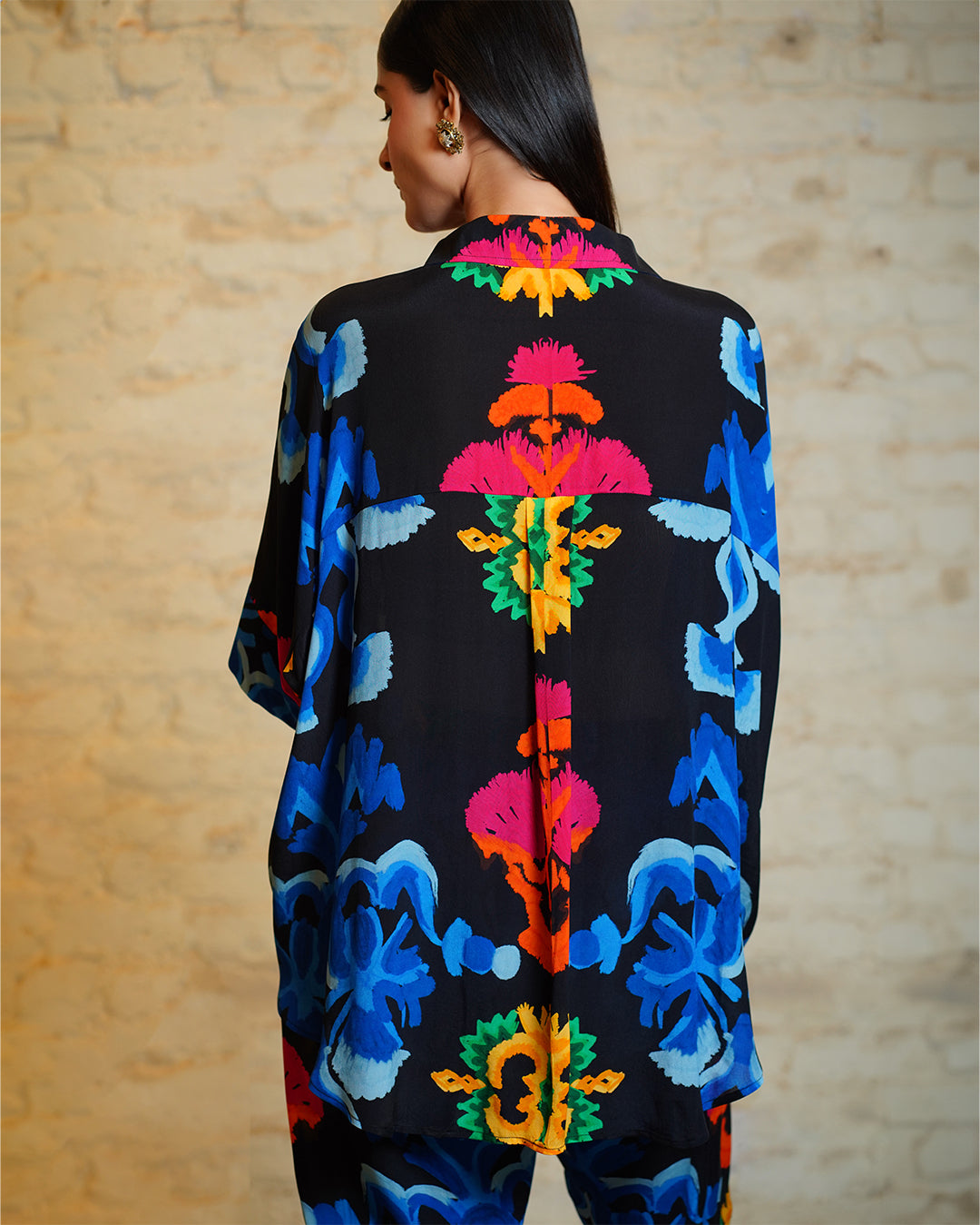 ATHENA HAND PAINTED - BLACK