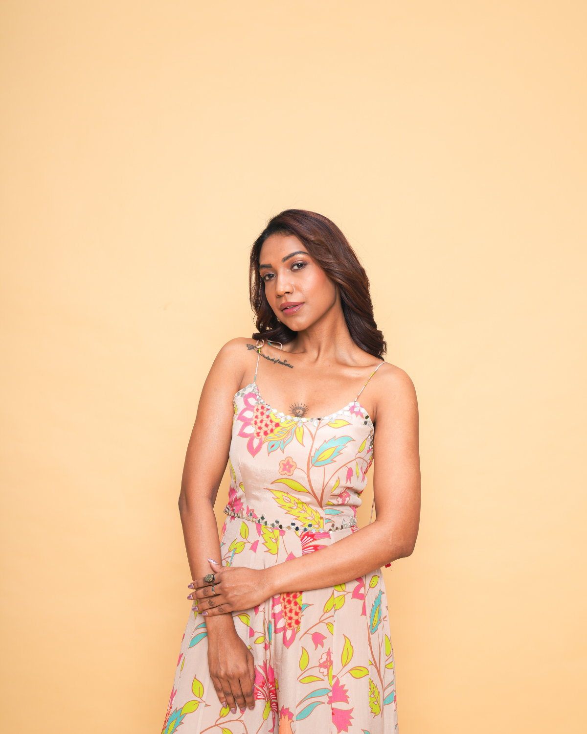 FAITH FLORAL BEIGE
