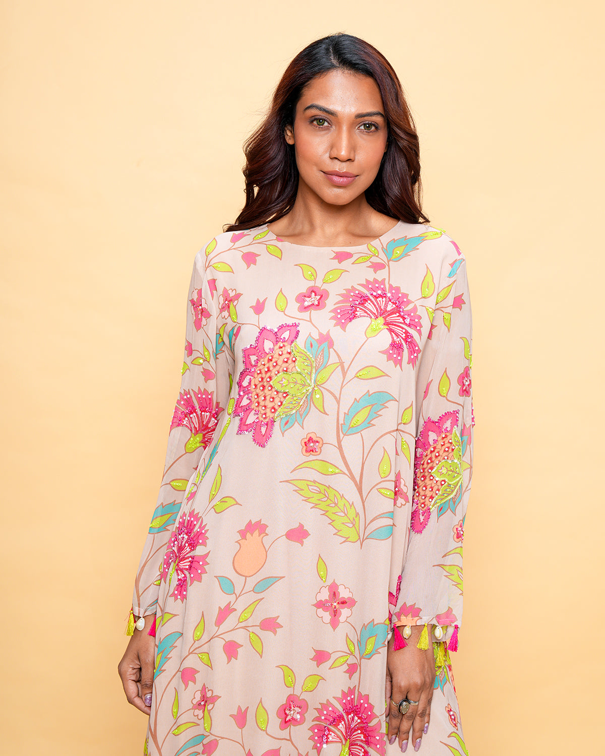 NUSRAT FLORAL BEIGE