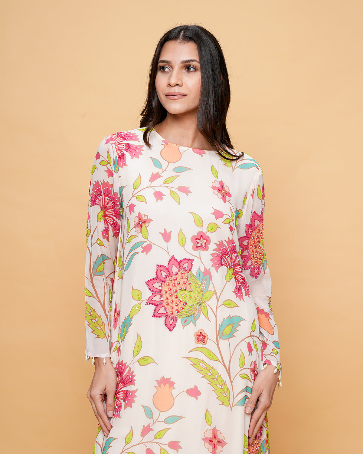 NUSRAT FLORAL IVORY