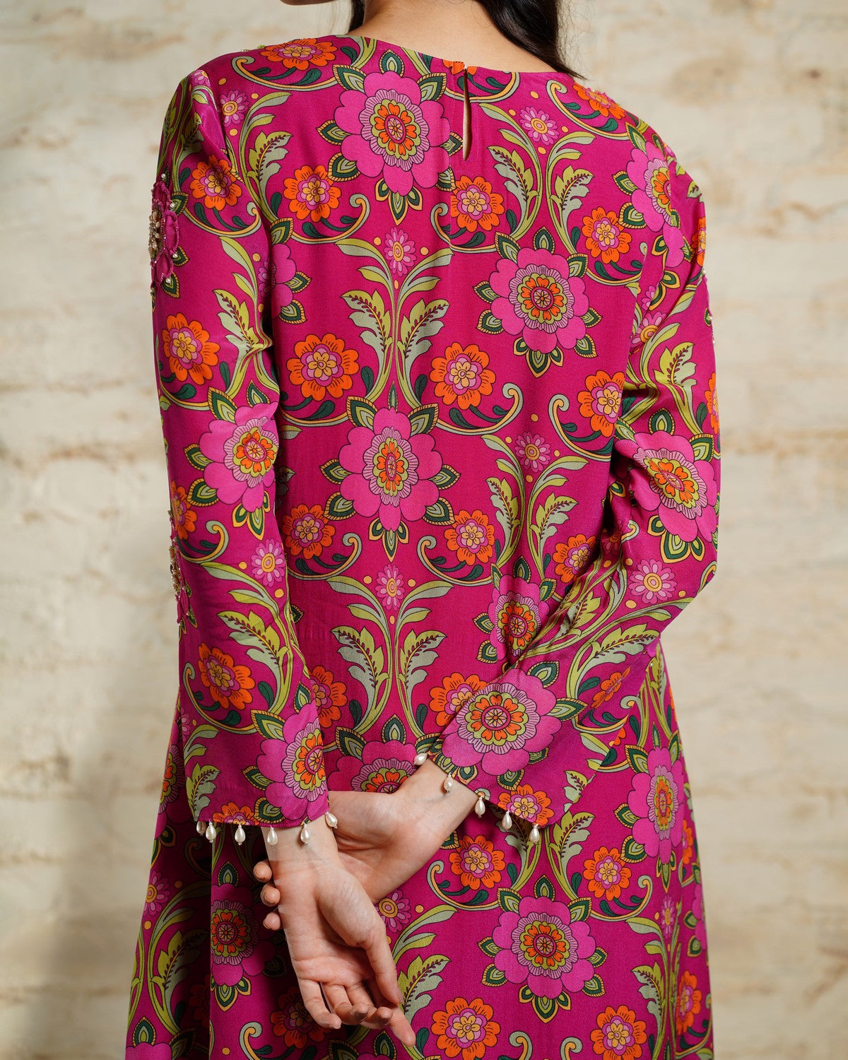 NUSRAT - PINK