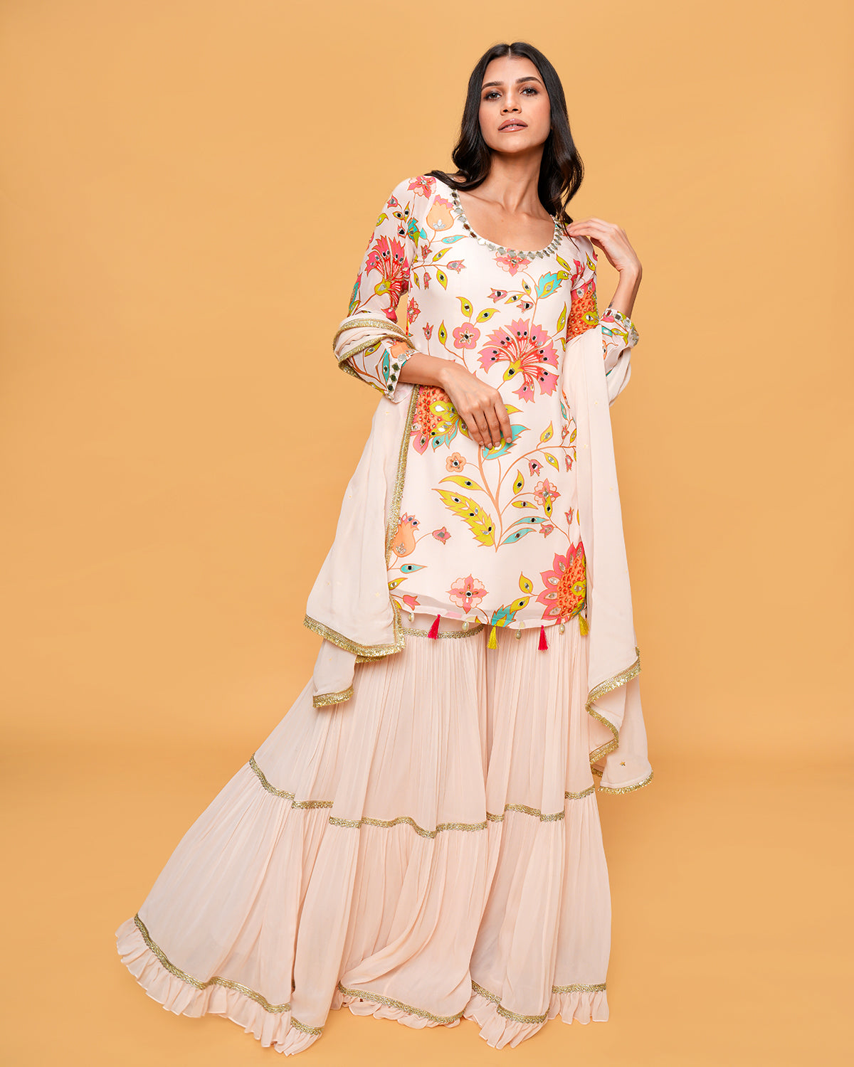 SANA FLORAL IVORY (WITH SLEEVES)