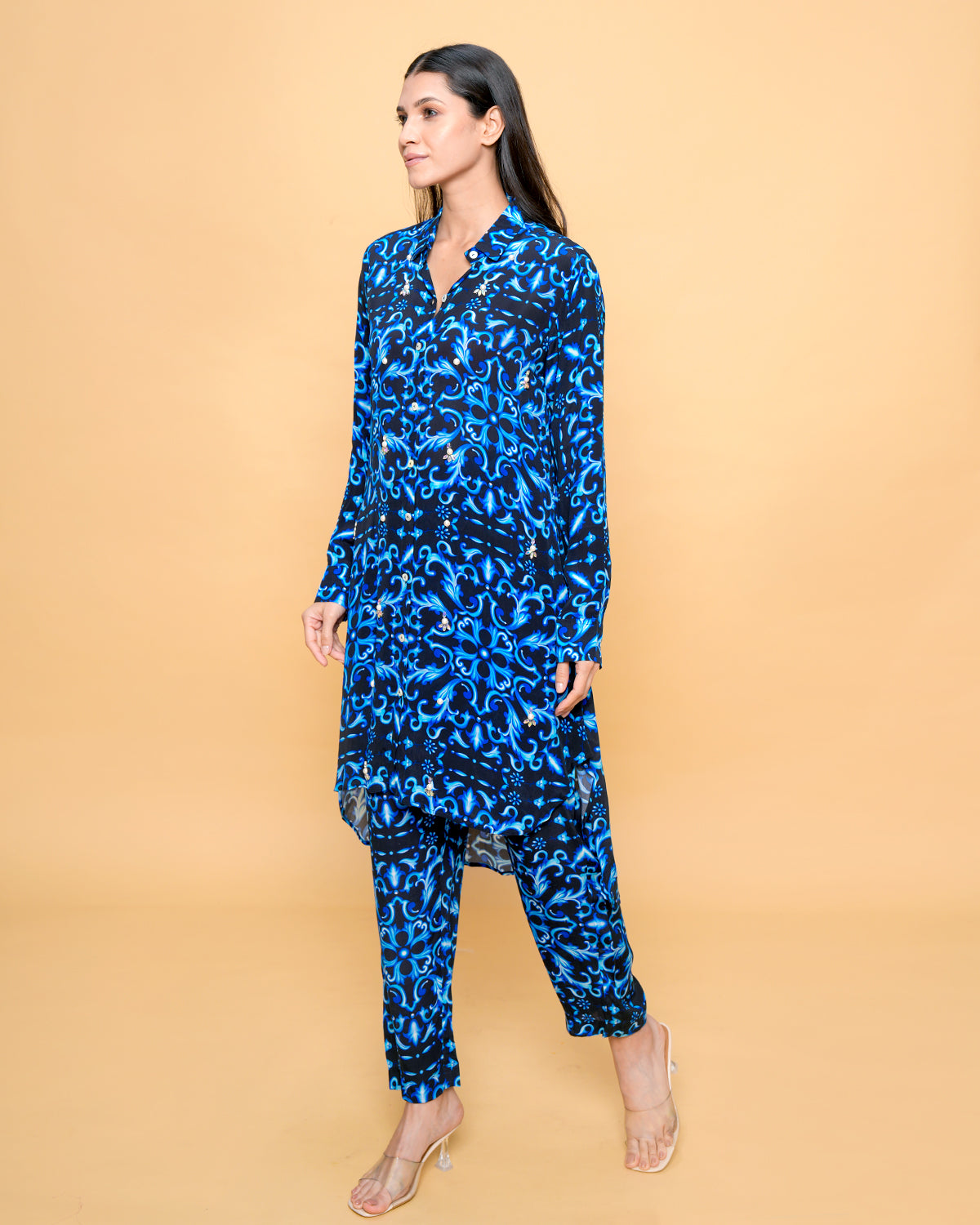 SANIA GREEK BLACK