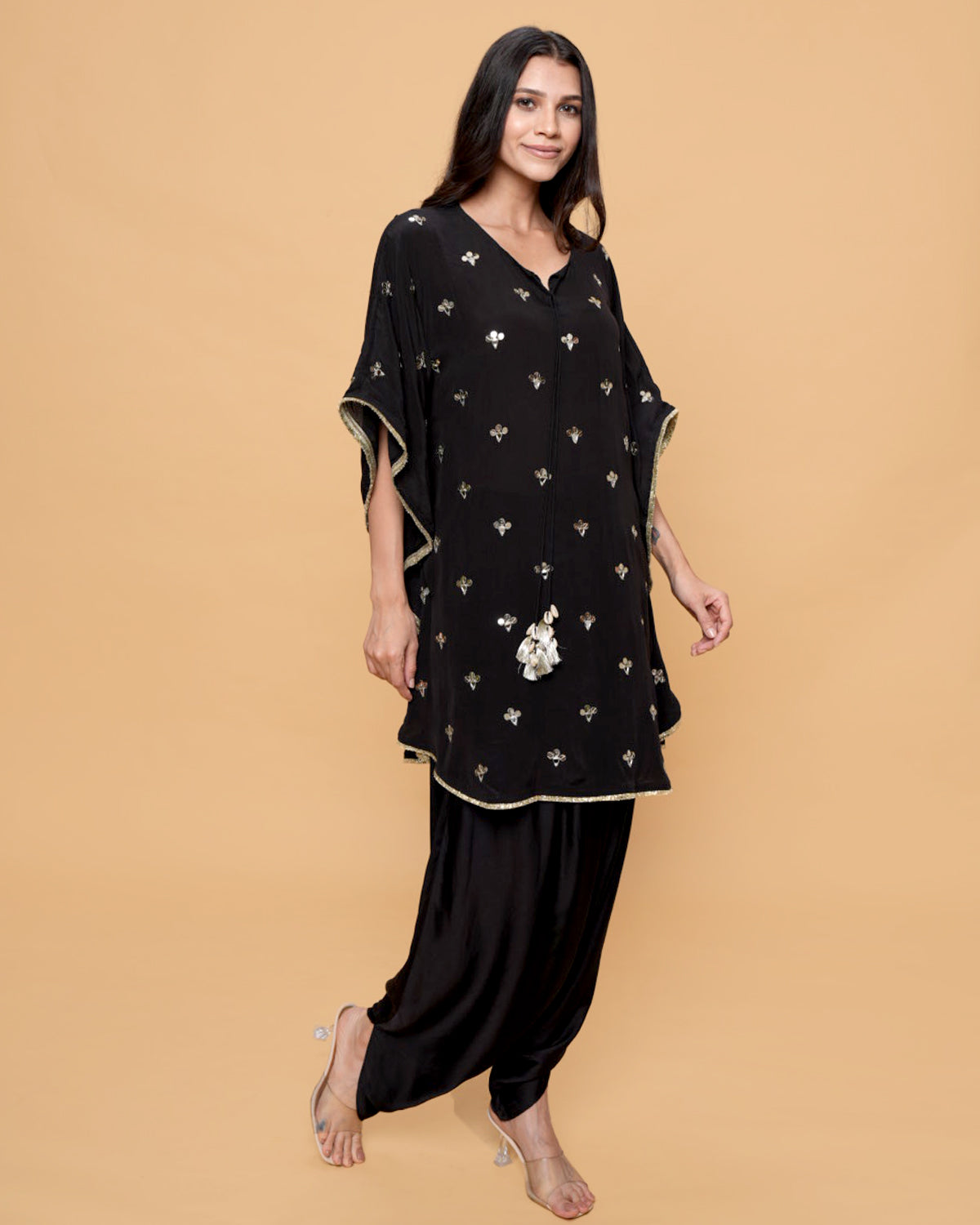 SIA SOLID BLACK