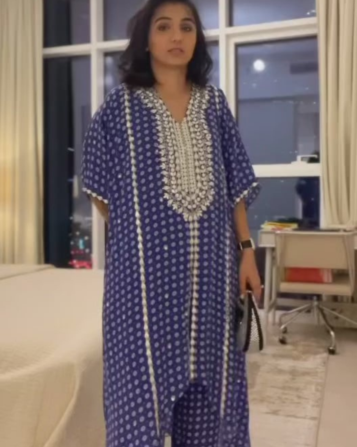 TARANA BANDHANI - BLUE
