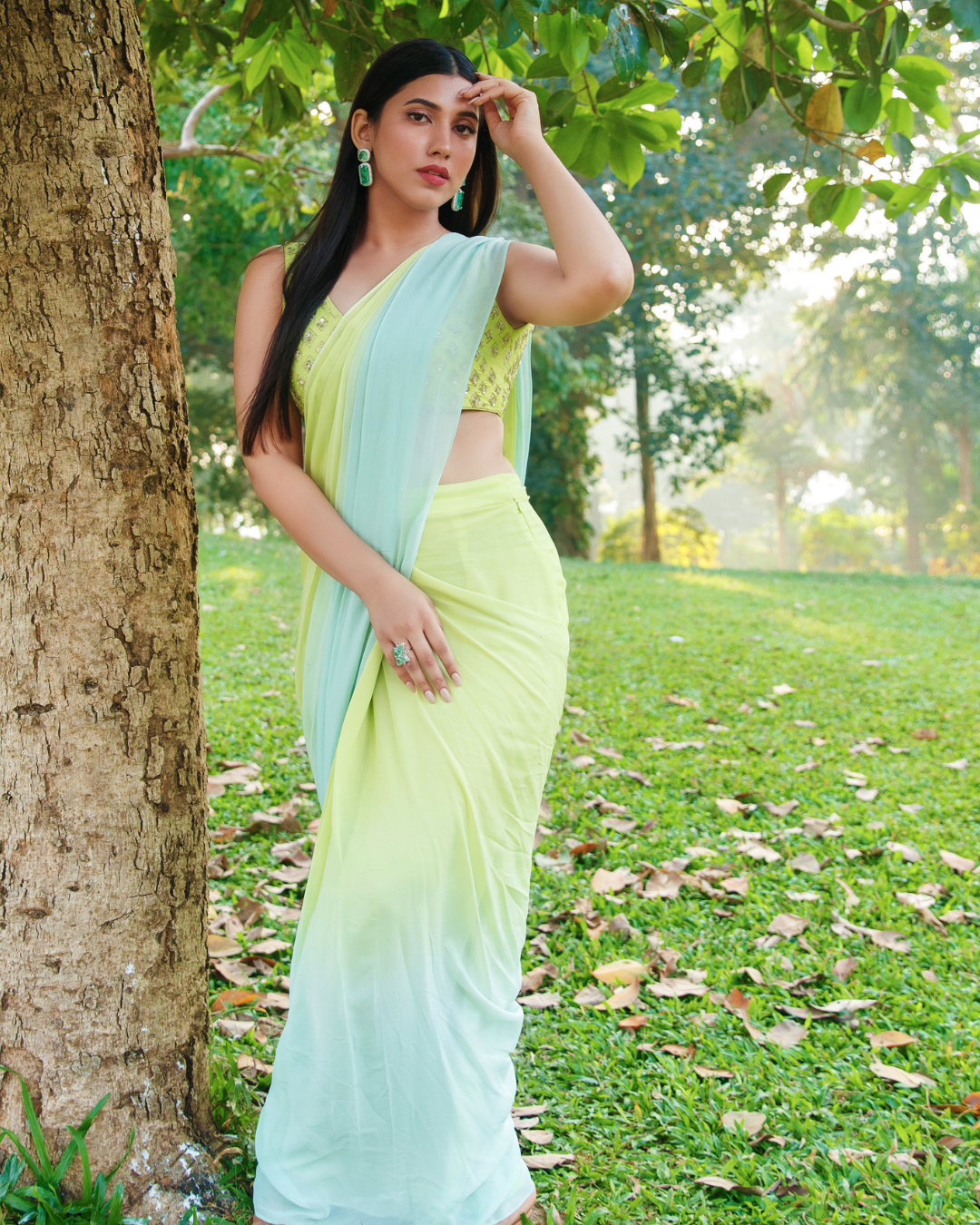 Buy pre stitched discount saree