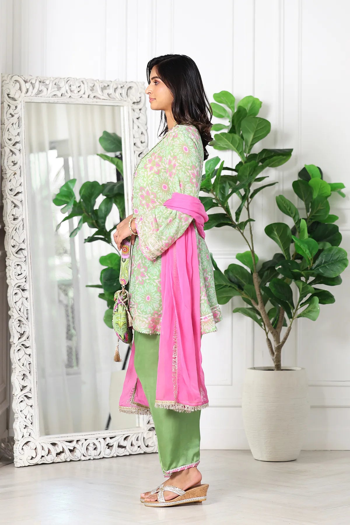 Avni Printed Kurta Set
