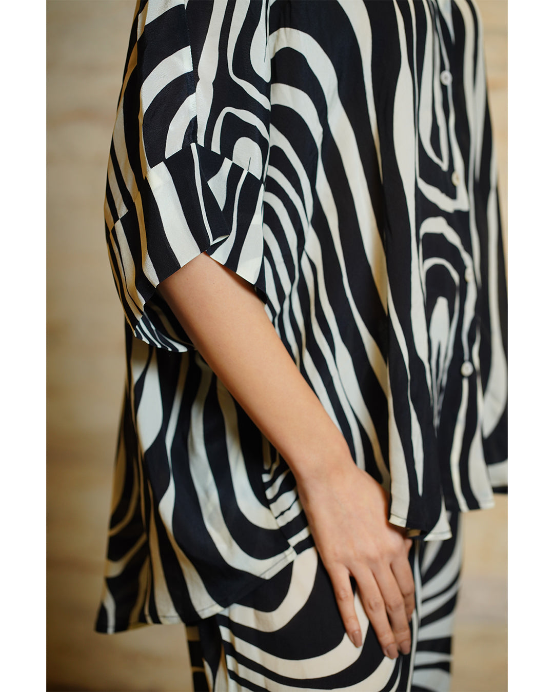 ATHENA STRIPES - BLACK & WHITE