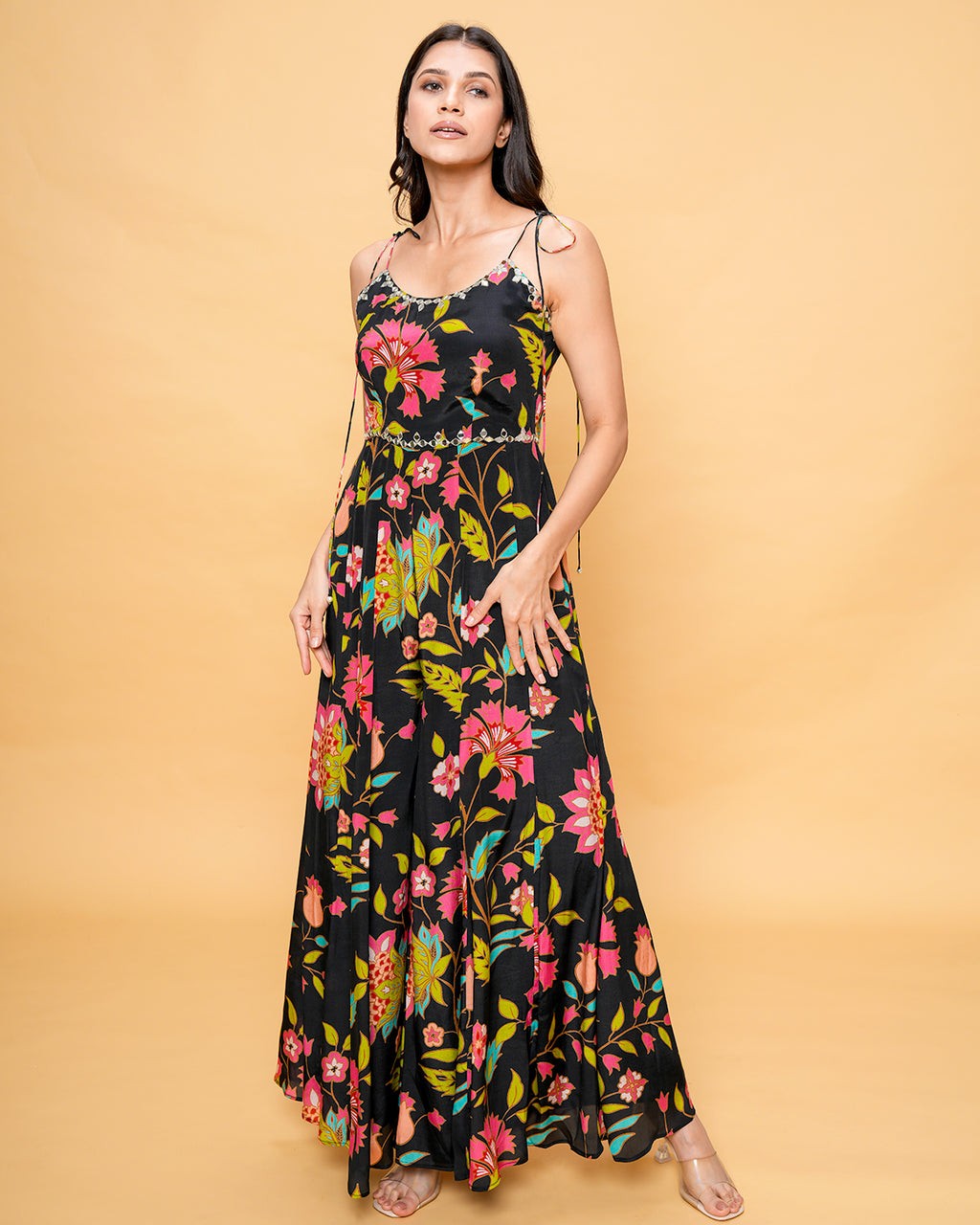 FAITH FLORAL BLACK