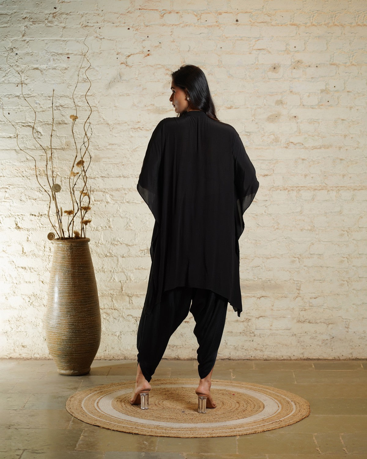 NAFISA - BLACK