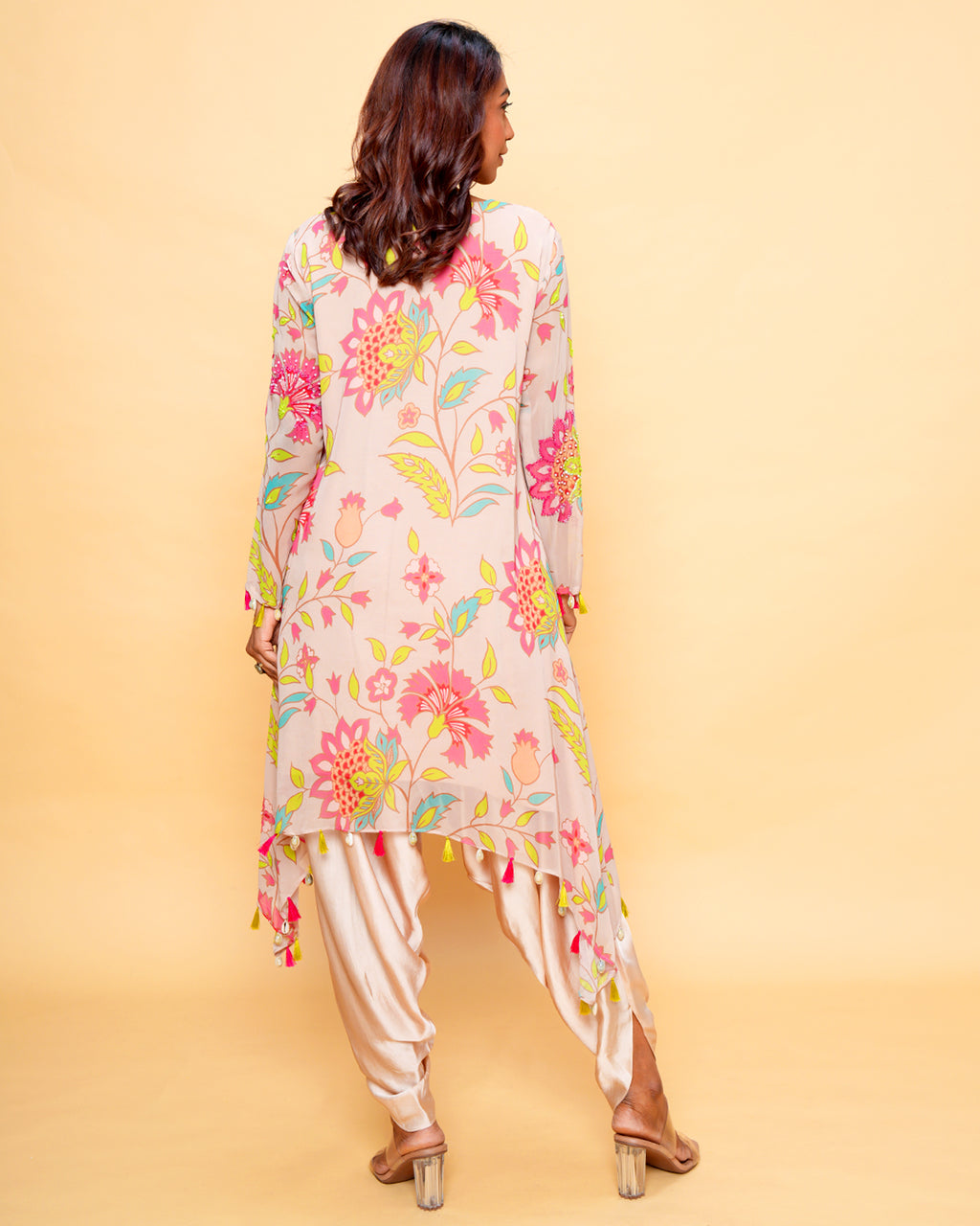 Nusrat Floral Beige