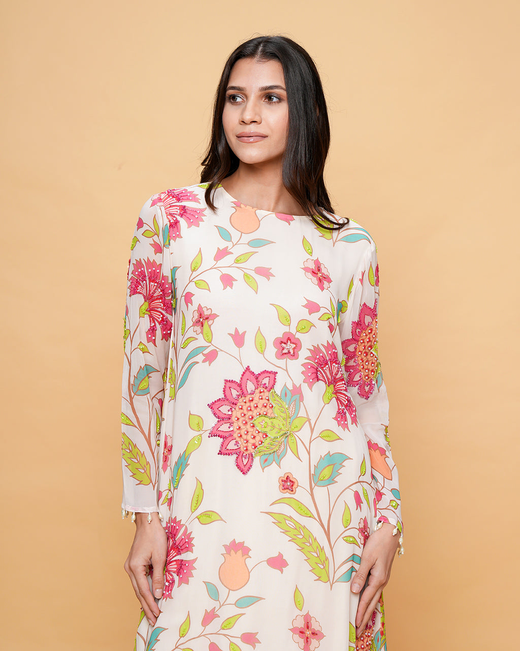 Nusrat Floral Ivory