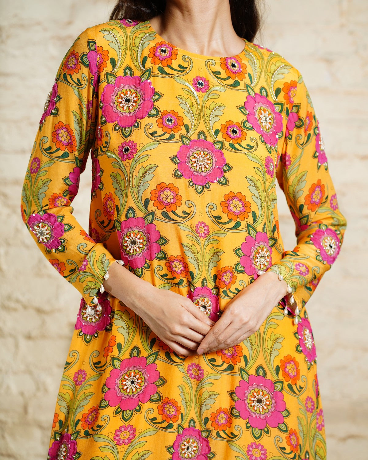 NUSRAT - YELLOW