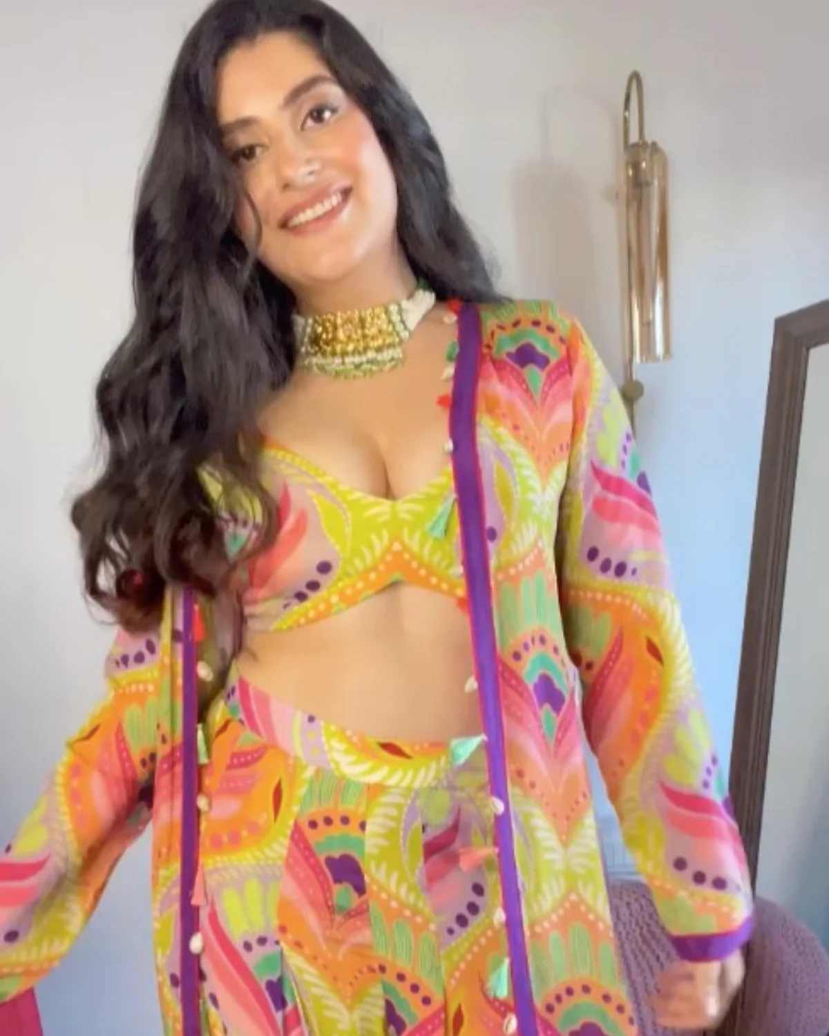 Pernia - Lime Fan