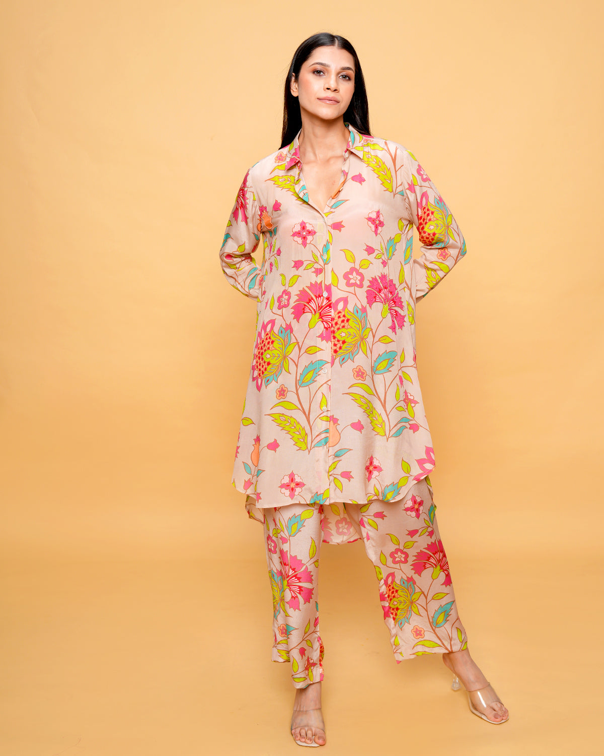 SANIA FLORAL BEIGE