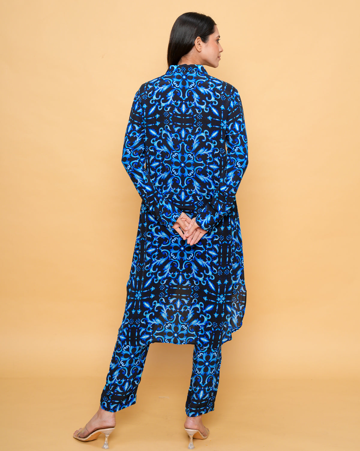 SANIA GREEK BLACK