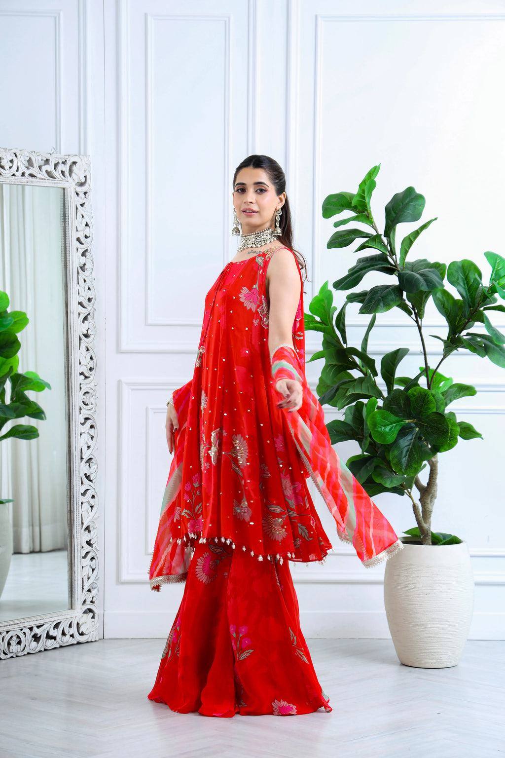 Inaya Meher Floral Red
