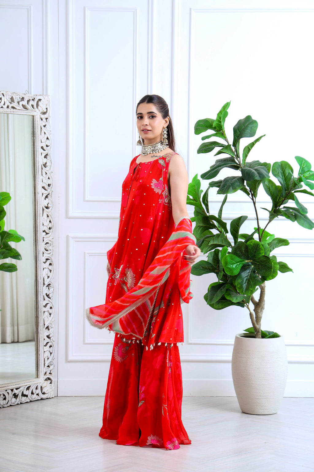 Inaya Meher Floral Red