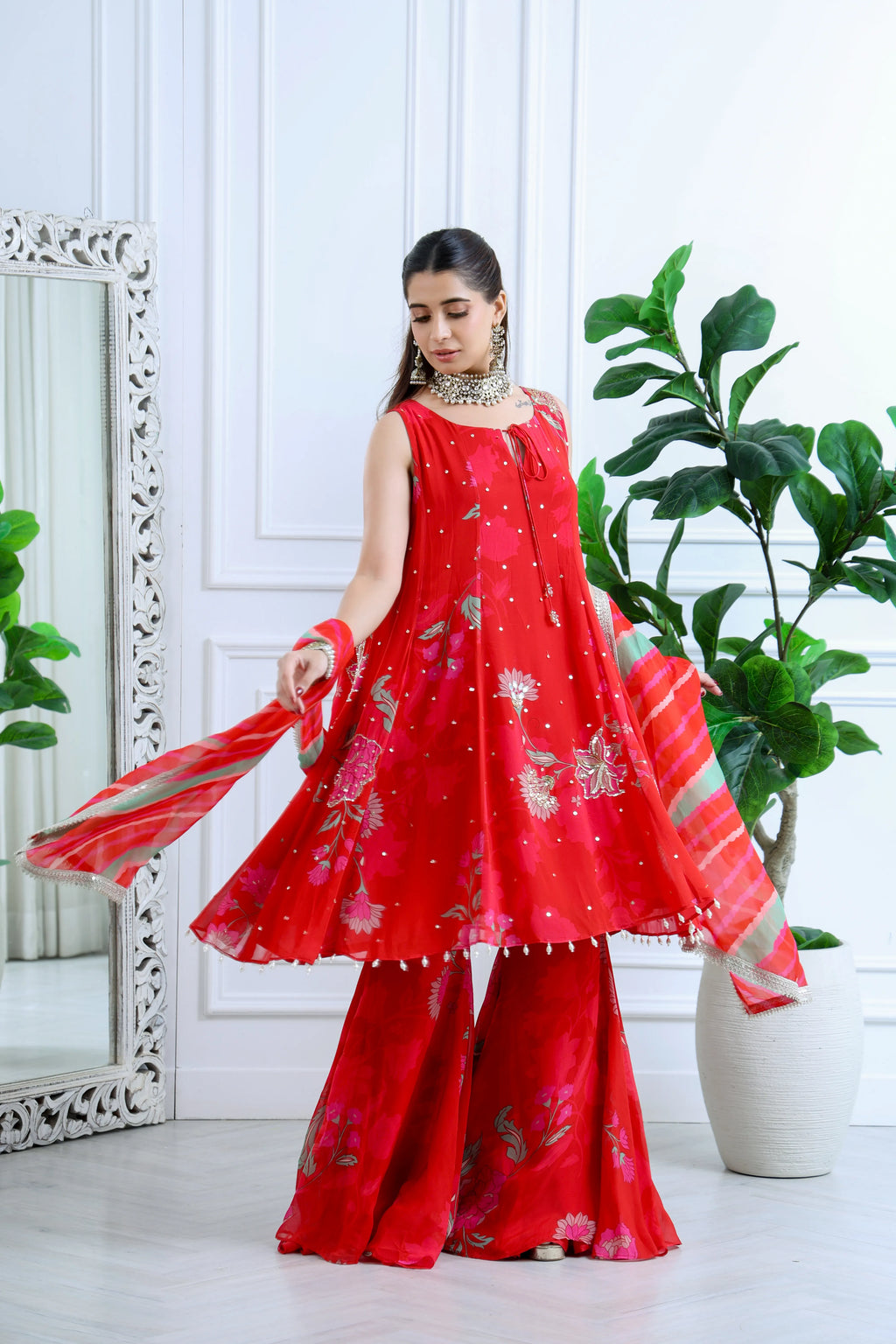 Inaya Meher Floral Red