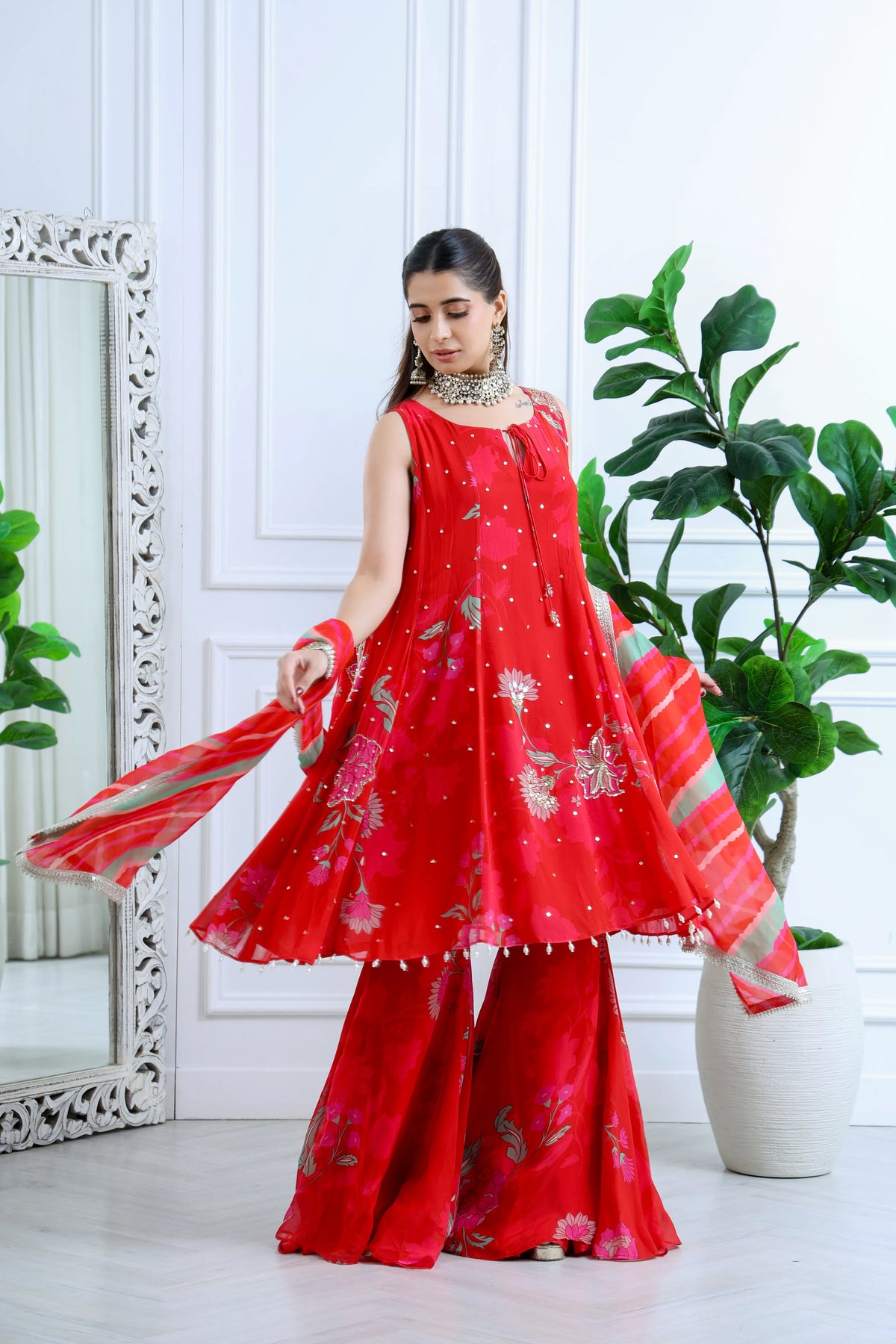 Inaya Meher Floral Red