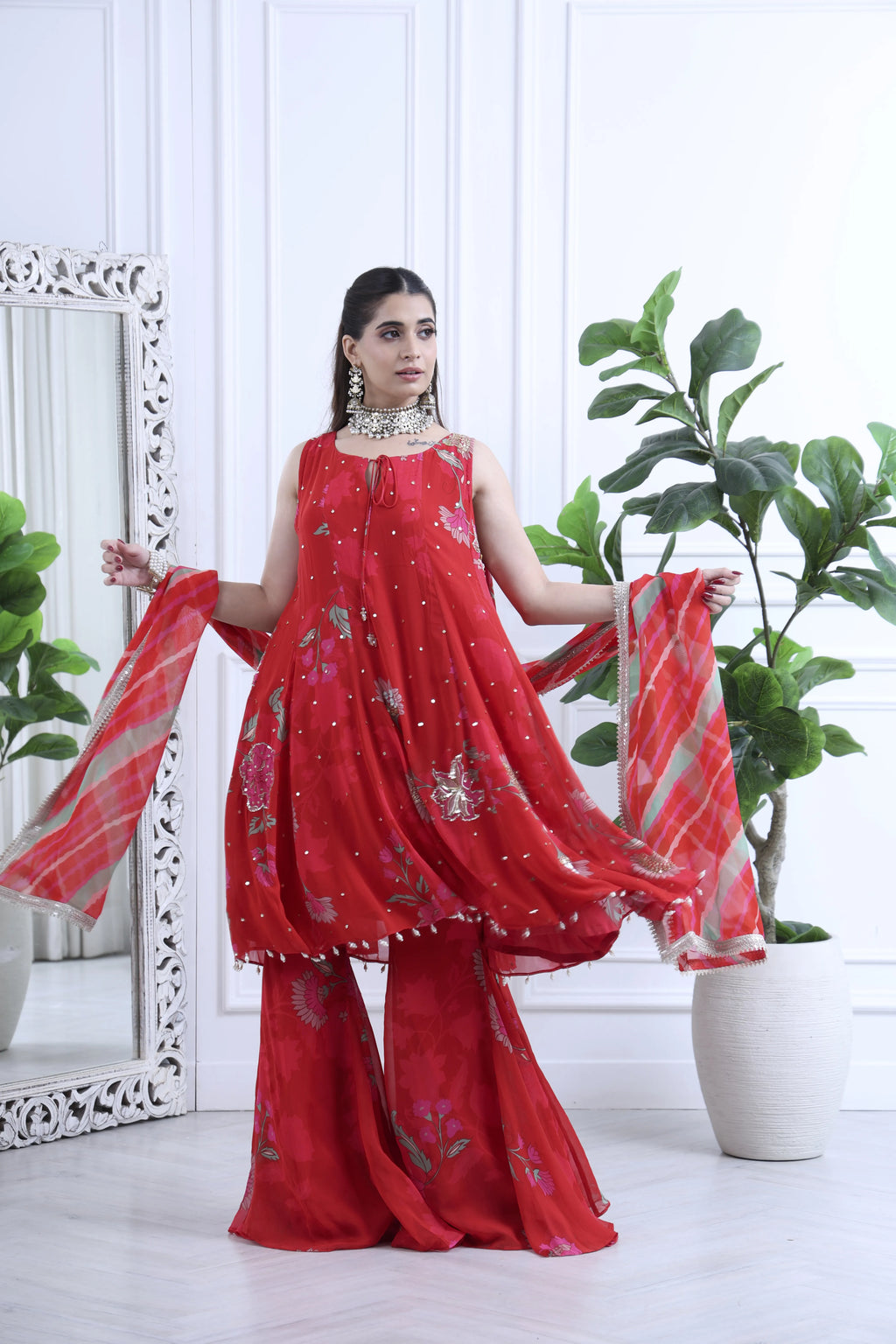 Inaya Meher Floral Red