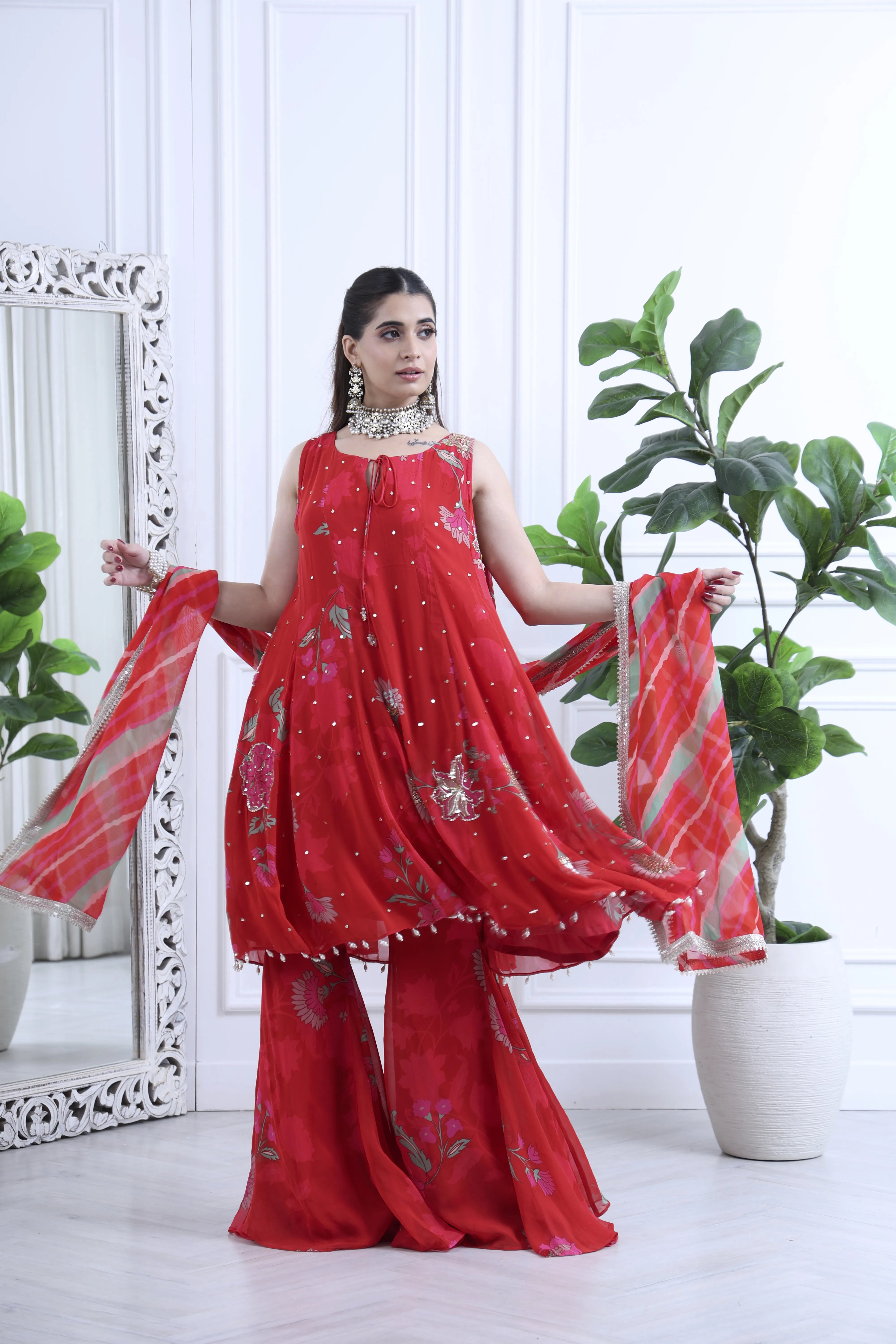 Inaya Meher Floral Red
