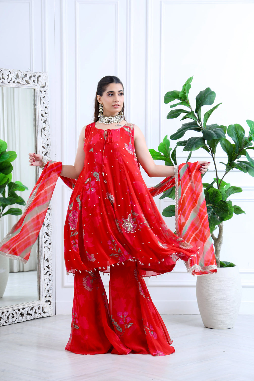 Inaya Meher Floral Red