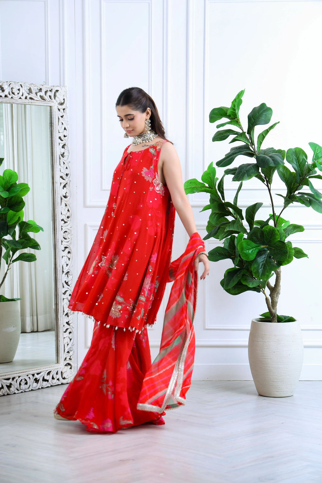 Inaya Meher Floral Red
